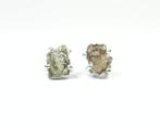 2 Moldavite oorstekers / ruw / nieuw 925. Sterling Zilver -