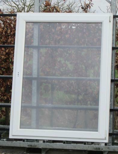 pvc raam , chassis van 121 x 158  wit / staalblauw, Doe-het-zelf en Bouw, Raamkozijnen en Schuifdeuren