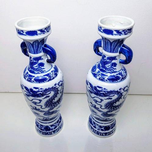 Vaas (2) - Spectaculaire Set Chinoiserie Vazen - 29,5 cm -, Antiek en Kunst, Curiosa en Brocante