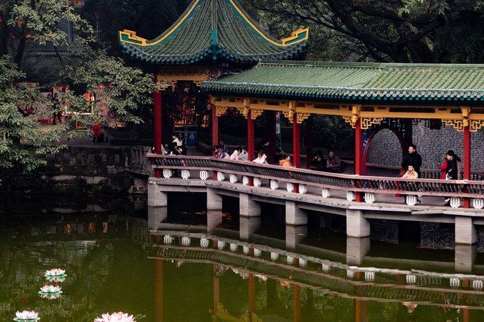 Alessandro Gandolfi - Chongqing #2, Antiquités & Art, Art | Objets design