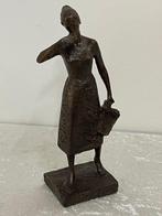 Vera Van Hasselt - Beeldje - Mariken Van Nieumeghen -, Antiek en Kunst
