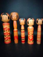 Figurine (13) - Douze kokeshi traditionnelles de différentes