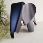Vitra - Charles & Ray Eames - Chaise - Éléphant, objet de