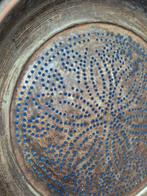 Kupfer-Sieb – Handgearbeitetes Lochmuster mit Ringhenkeln –, Antiek en Kunst