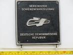 EisenbahnSchild Vereinigter Schienenfahrzeugbau Deutsche..., Collections, Ophalen of Verzenden, Overige typen