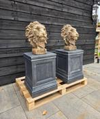 Beeld, Lion Heads on Pedestals - 107 cm - mgo