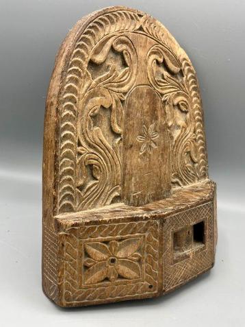 Porte-épée - Sulawesi - Indonésie (Sans Prix de Réserve)