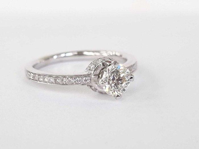 Verlovingsring - 18 karaat Witgoud - 0.81ct. tw. Diamant, Handtassen en Accessoires, Antieke sieraden