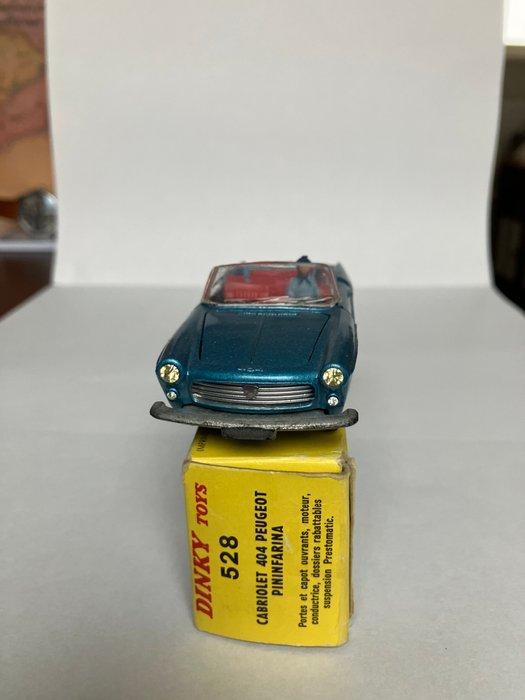 Dinky Toys 1:43 - Modelauto - Dinky Toys 528 Peugeot 404, Hobby en Vrije tijd, Modelauto's | 1:5 tot 1:12