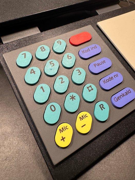 Bang & Olufsen - Lone and Gideon Lindinger-Lowy - Analoge, Games en Spelcomputers, Spelcomputers | Overige Accessoires