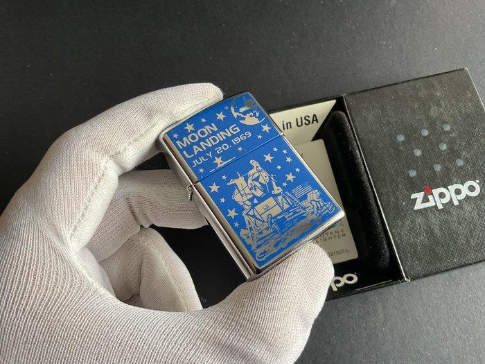 Zippo - Moon Landing - Zonder Minimumprijs - Zakaansteker -, Verzamelen, Rookartikelen, Aanstekers en Luciferdoosjes