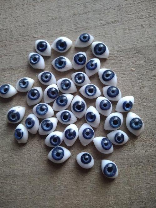 Inconnu  - Pop Lot de 40 yeux de poupées anciennes en, Antiek en Kunst, Antiek | Speelgoed