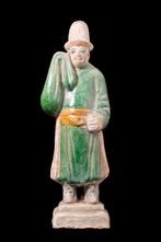 Oud-Chinees, Ming-dynastie Aardewerk mannelijke dienaar