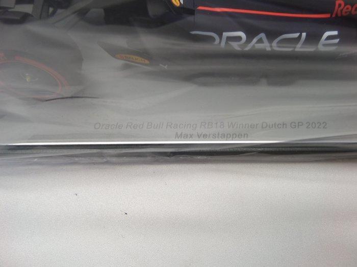 Red Bull Racing - Dutch GP Winner 2022 (first time since, Hobby en Vrije tijd, Modelauto's | 1:5 tot 1:12