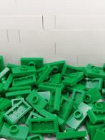 Lego - LEGO 100 NEW GREEN Plate, Modified 1 x 2 with 1 Stud, Kinderen en Baby's, Nieuw