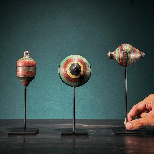 NO RESERVE PRICE - Spinning tops (3) - Gasing  - Toupie -, Antiek en Kunst, Kunst | Designobjecten