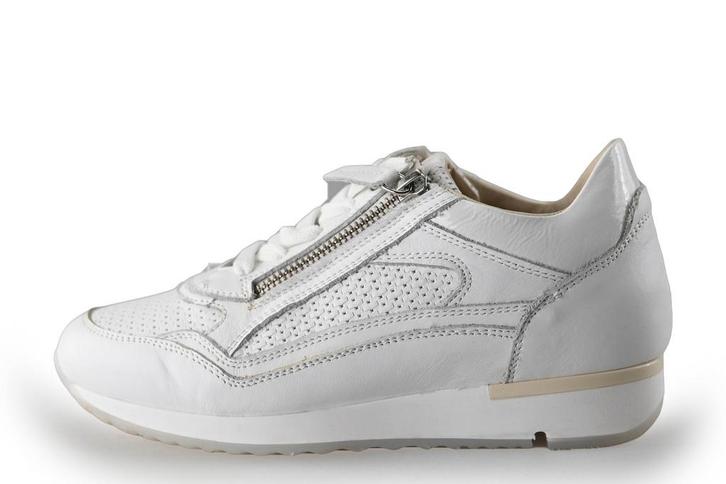 DL Sport Sneakers in maat 35 Wit | 5% extra korting, Kleding | Dames, Schoenen, Wit, Zo goed als nieuw, Sneakers, Verzenden
