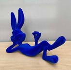 New’Artsy X - Bugs Bunny Pop Art Fashion statue, Blue