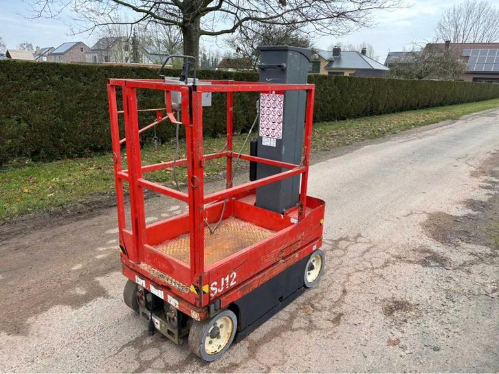 2014 Skyjack SJ12 2014 Hoogwerker, Articles professionnels, Machines & Construction | Ascenseurs, Échafaudages & Échelles