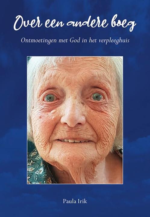 Over een andere boeg 9789463655101 Paula Irik, Boeken, Overige Boeken, Gelezen, Verzenden