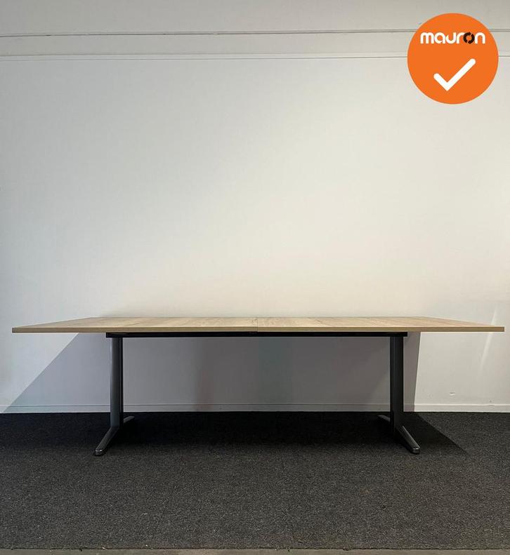 Ahrend Vergadertafel - Rechthoekig - 240x120cm - Halifax Nat, Zakelijke goederen, Kantoor en Winkelinrichting | Kantoormeubilair en Inrichting
