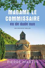 Madame le Commissaire en de dode non / Madame le Commissaire, Livres, Verzenden, Pierre Martin