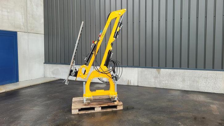 Bras débroussailleur FRONTONI SPIDER 150, Zakelijke goederen, Machines en Bouw | Tuin, Park en Bosbouw
