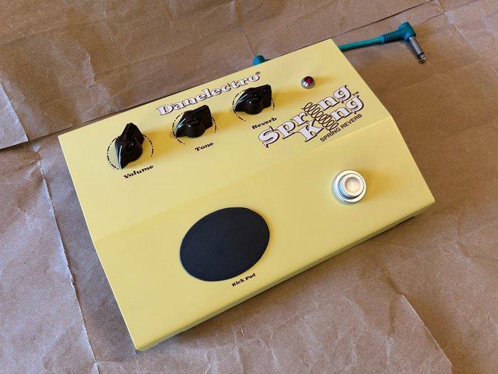 Danelectro - Effectpedaal - China, Muziek en Instrumenten, Snaarinstrumenten | Gitaren | Akoestisch