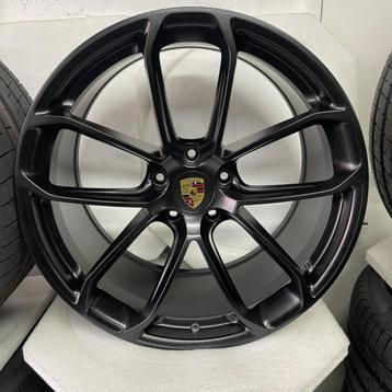 Porsche Cayenne E3 ORIGINELE 22 SportDesign GTS met banden, Ophalen, Banden en Velgen