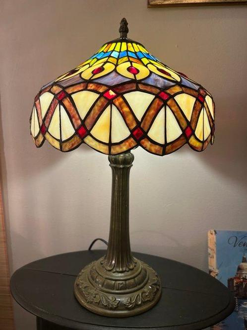 Buffet tafellamp - Glas-in-lood, Antiek en Kunst, Curiosa en Brocante