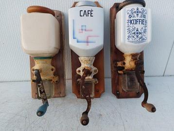 Moulin à café (3) - Bois, Céramique - Modèle de mur en