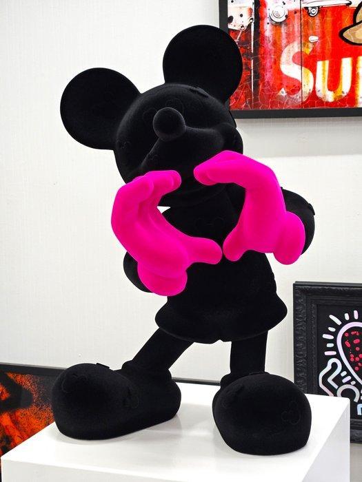 Patryk Konrad - Mickey loves touch, soft pop art resin, Antiquités & Art, Art | Peinture | Moderne
