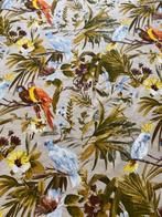 San Leucio - tropische linnen hennepstof met papegaaien -