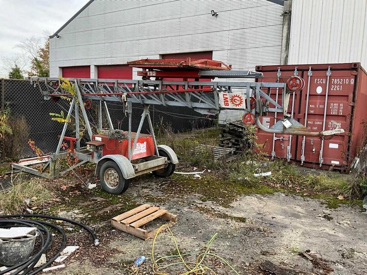 Online veiling - 1995 LMB 310TL Bouwlift, Zakelijke goederen, Machines en Bouw | Liften, Steigers en Ladders, Ophalen