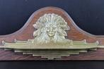 Pijpenkast - Art Deco bronzen op houten Indiaas hoofd pipe