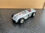 Märklin - 1102 Mercedes Benz W 196 - Voiture à remontoir -