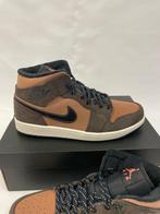 Nike - Air Jordan 1 Mid, Dark Chocolate - Sneakers - Taille