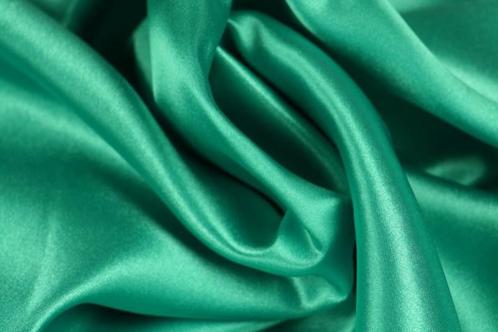 15 meter satijn stof - Turquoise, Hobby en Vrije tijd, Stoffen en Lappen, 120 cm of meer, 200 cm of meer, Overige kleuren, Nieuw