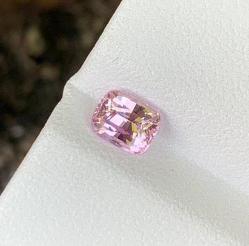 Zonder Minimumprijs - 1 pcs Roze Saffier - 1.06 ct -