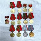 Wereld. Een groot lot voor een verzamelaar. 700 munten van