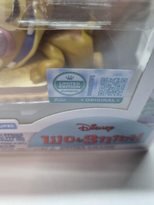 Funko - Funko Pop SUPREME Limited Edition #1571 Lilo &, Antiek en Kunst, Antiek | Speelgoed