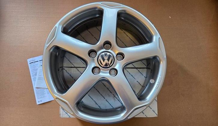 Velg 1x VW Golf 5 6 Plus Jetta 17 inch Karthoum Origineel Ni, Auto-onderdelen, Verlichting, Nieuw, Verzenden