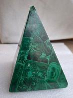 Malachite Pyramide- 388 g - (1)