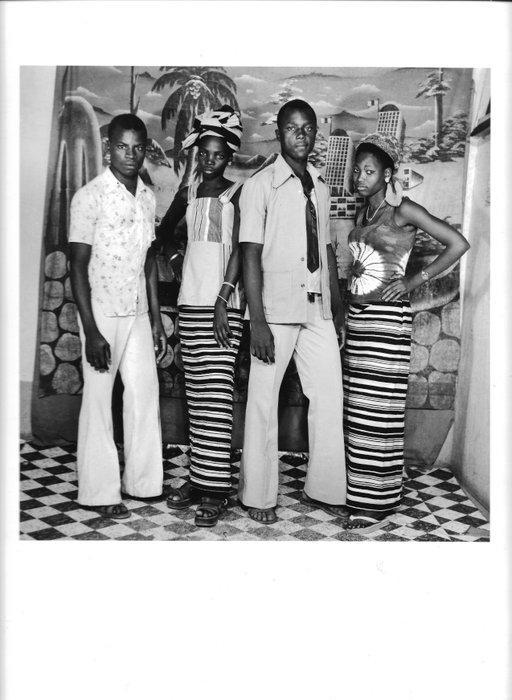 Sanlé Sory (1943–2023) - Les meilleurs amis au studio, Antiek en Kunst, Kunst | Designobjecten