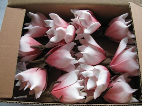 Magnolia foambloem Kort Soft Roze DOOS 12 stuks Magnolia, Maison & Meubles, Accessoires pour la Maison | Plantes & Fleurs artificielles