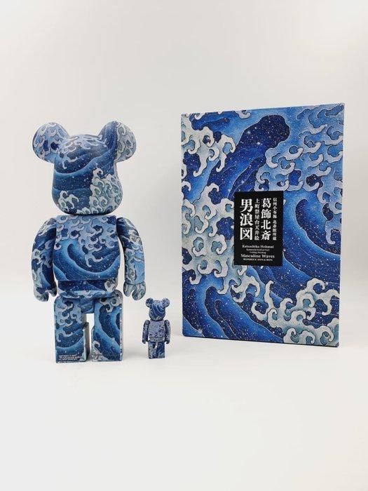 Medicom Toy x Katsushika Hokusai - Be@rbrick Masculine Waves, Antiek en Kunst, Kunst | Designobjecten