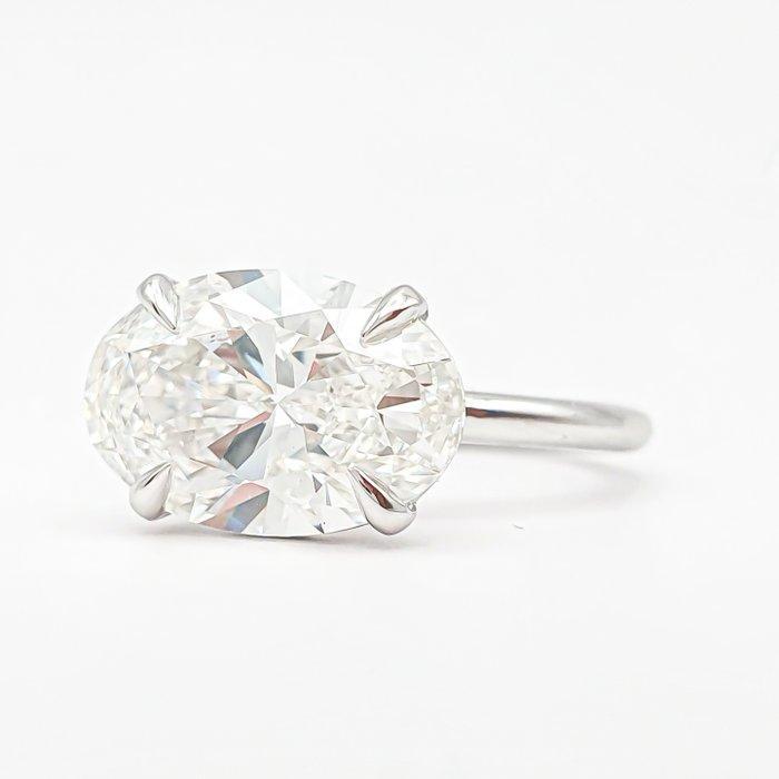 Ring - 14 karaat Witgoud - 2.05ct. tw. Diamant (Lab-grown) -, Handtassen en Accessoires, Ringen