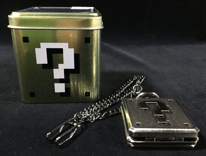 NINTENDO - Beeld, Super Mario Bros Nes Hatena Block Pocket, Games en Spelcomputers, Spelcomputers | Overige Accessoires