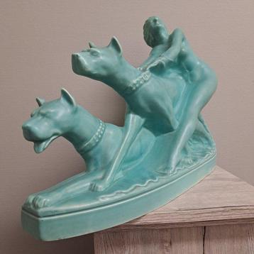 Louis Fontinelle - sculptuur, Godin met jachthonden - 34 cm