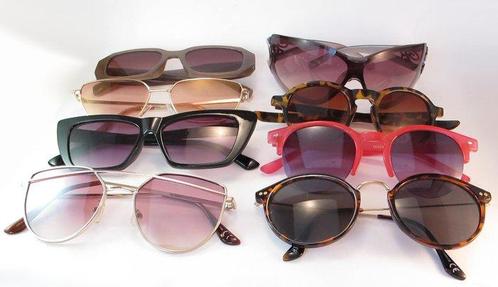 Collection thématique - Lunettes de soleil 8x - Blumarine,, Antiek en Kunst, Antiek | Speelgoed